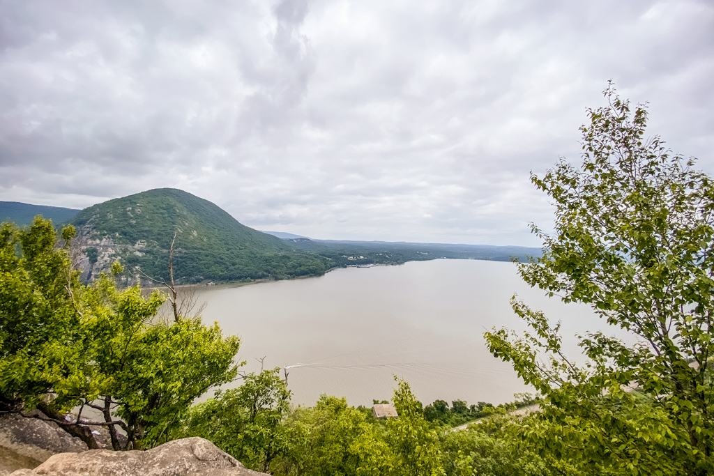 Breakneck Ridge Trail